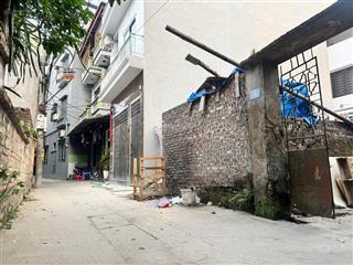 Bán nhà an dương vương, tây hồ. 150 m2, lô góc, 7 chỗ ngủ trong nhà, kinh doanh sầm uất. giá 18 tỷ