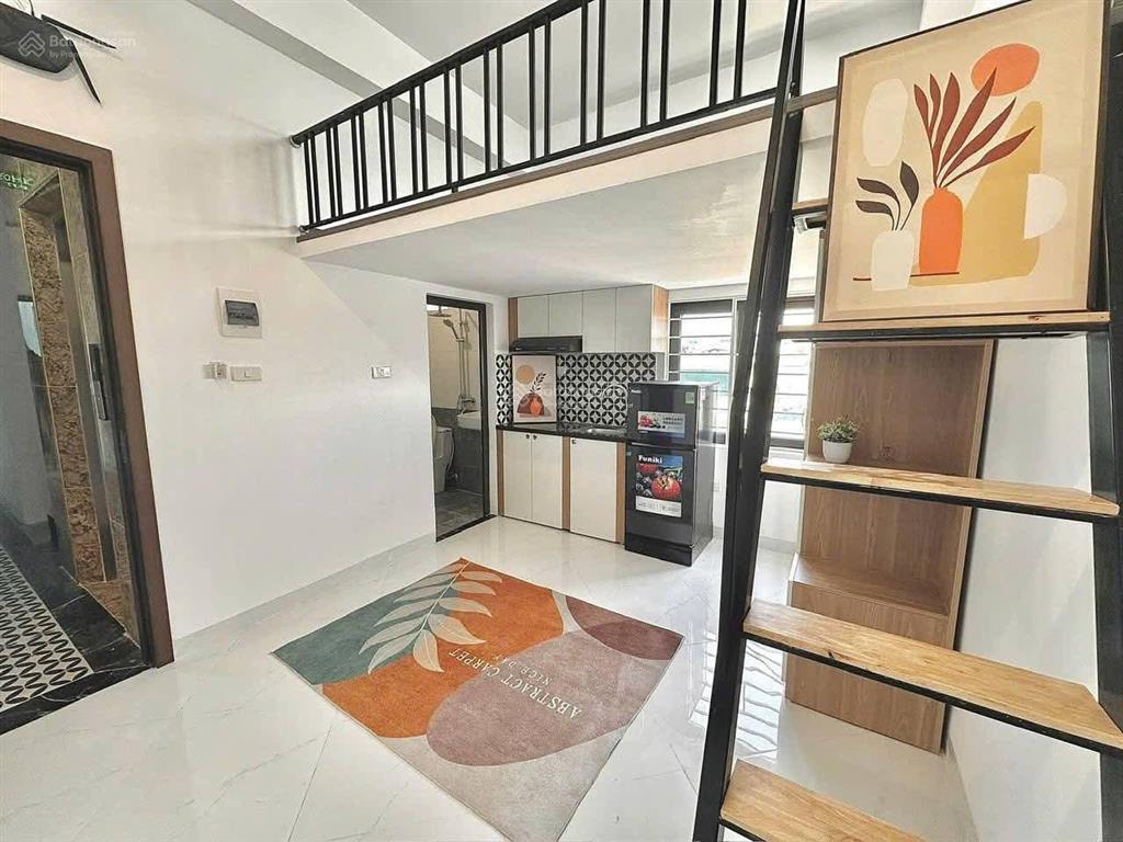 Bán nhà đông ngạc, 50 m2, 8 tầng, thang máy, 18 phòng, dòng tiền 750 triệu/năm, giá 12.6 tỷ