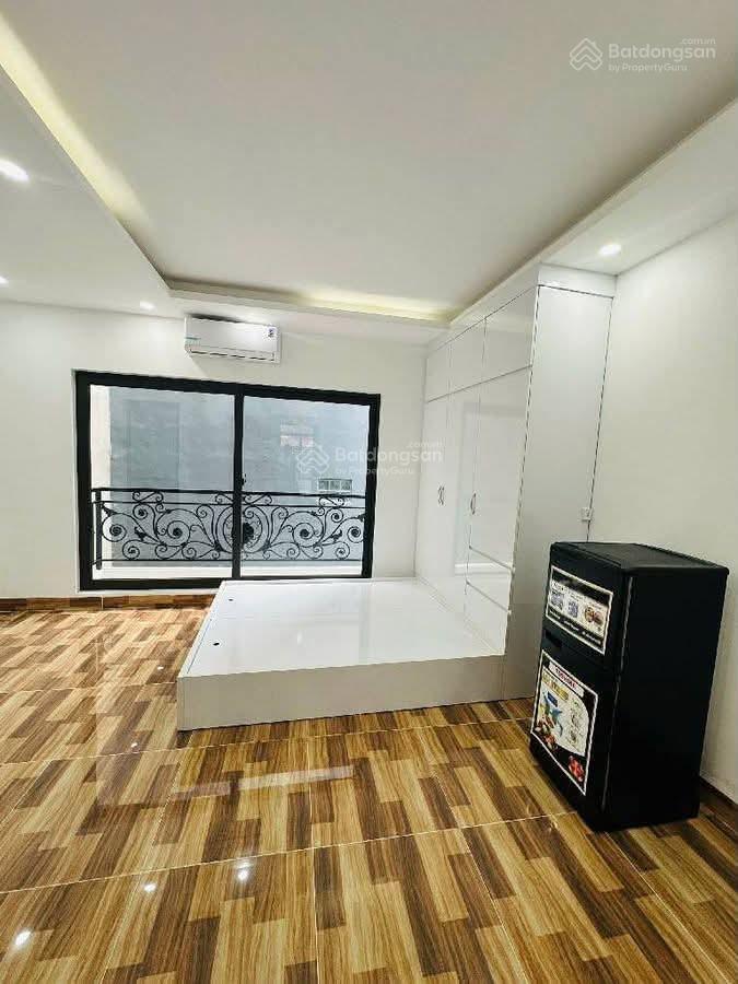 Bán cắt lỗ. nhà đẹp lê văn hiến. 44 m2, 4 tầng, dân xây, ô tô, kinh doanh sầm uất. giá nhỉnh 7 tỷ
