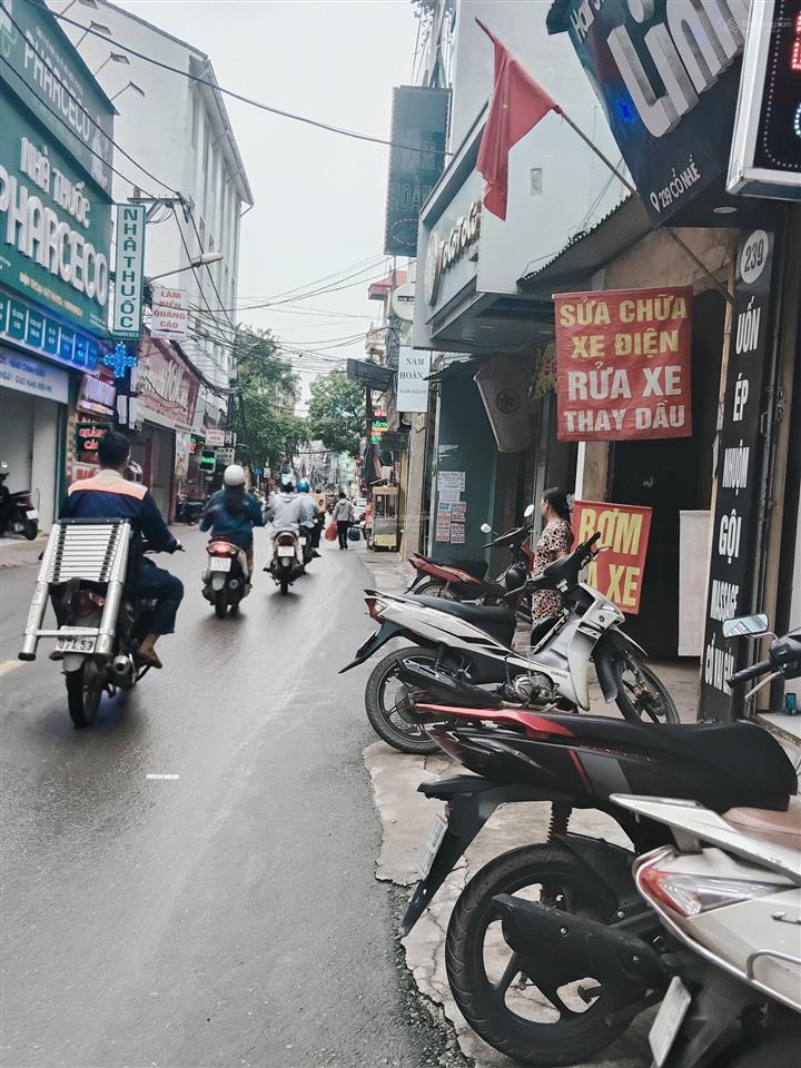 Bán gấp nhà mặt phố cổ nhuế. 60 m2, mặt tiền 5.8 m, lô góc, kinh doanh đỉnh cao. giá 14.8 tỷ