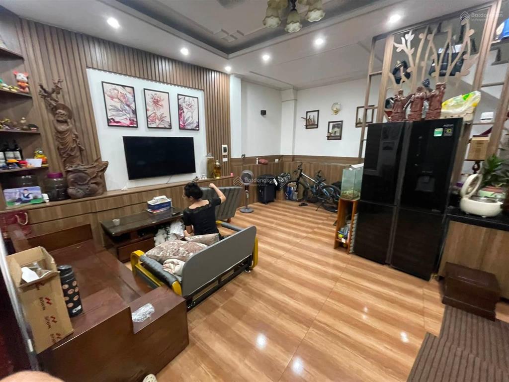 Bán nhà phạm văn đồng. 35 m2, 5 tầng, dân xây, giá nhỉnh 7 tỷ