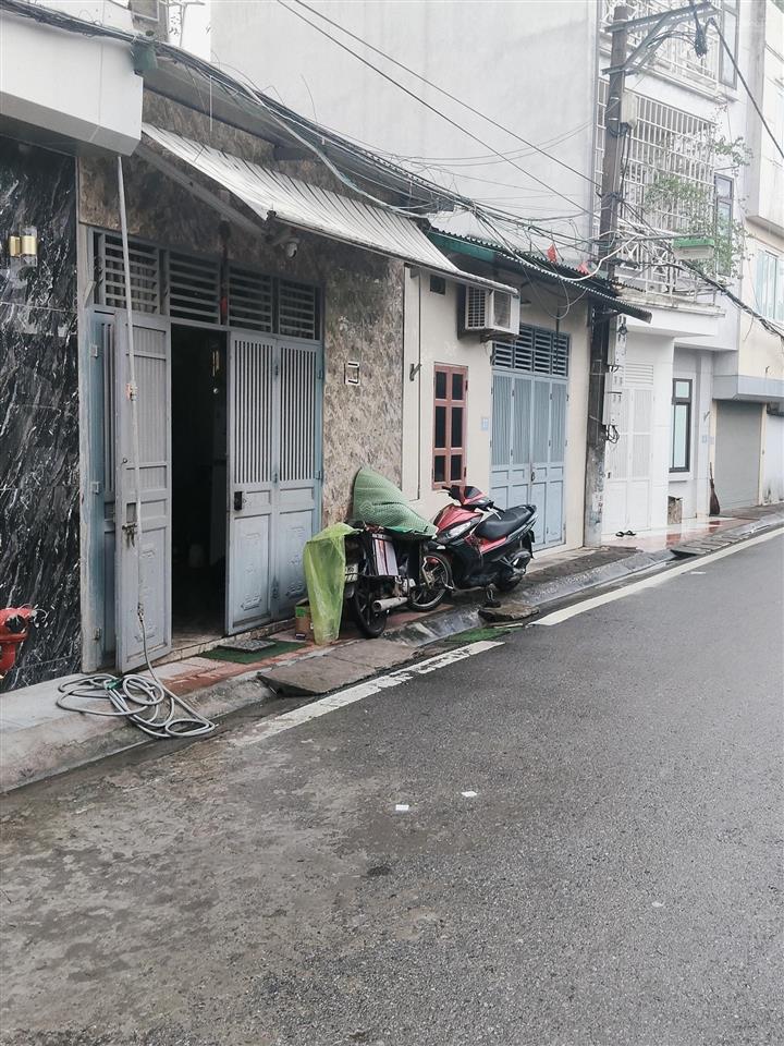 Bán đất văn hội. 45 m2, vỉa hè, ô tô tránh, 2 thoáng trước sau, kinh doanh sầm uất. giá nhỉnh 9 tỷ