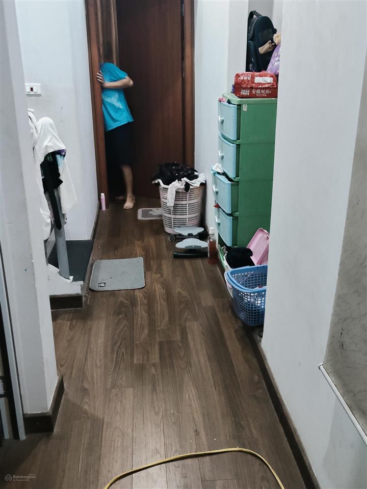 Bán gấp nhà lê văn hiến, 50 m2, 3 t, lô góc, mặt tiền 14 m, ô tô tránh, kd sầm uất. giá 10.99 tỷ
