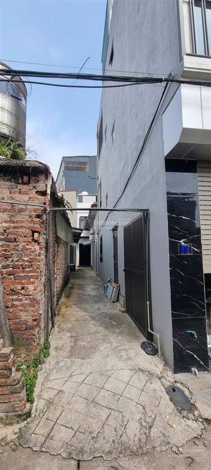 Bán gấp nhà hoàng liên, 36 m2, 3t, ô tô đỗ cửa, 15 m ra ô tô tránh, mặt phố. giá 3.95 tỷ