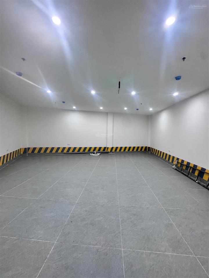 Chính chủ bán gấp nhà văn hội, 70 m2, 7 tầng, ngõ ô tô, dòng tiền 800 tr/ năm. giá 15.5 tỷ