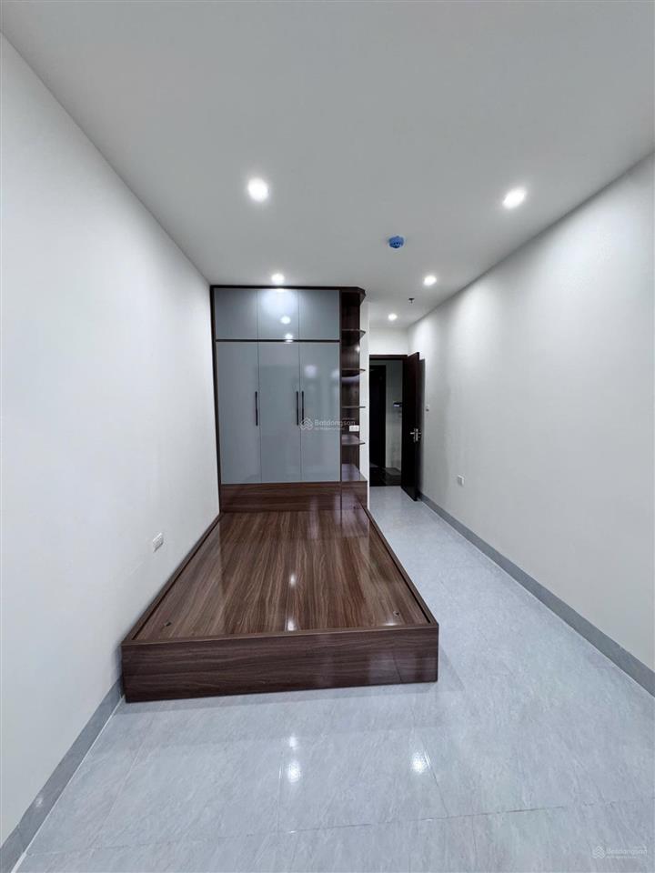 Chính chủ bán gấp nhà văn hội, 70 m2, 7 tầng, ngõ ô tô, dòng tiền 800 tr/ năm. giá 15.5 tỷ