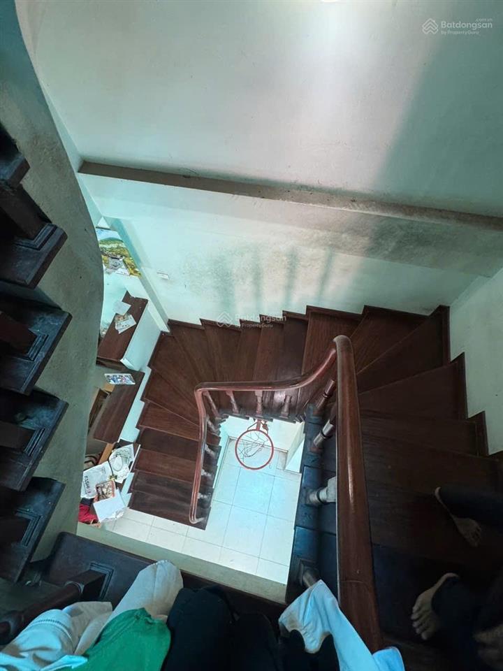 Bán gấp nhà mai dịch. 60 m2, 3 t, vỉa hè, ô tô tránh, kinh doanh sầm uất. giá nhỉnh 16 tỷ