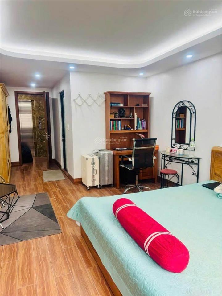 Chính chủ bán gấp, nhà lê văn hiến  hv tài chính. 45 m2, 4 tầng, ô tô, kinh doanh, giá 7.x tỷ