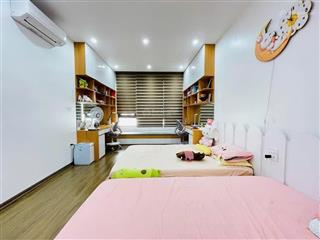 Chính chủ bán gấp nhà văn hội, 90m2, 3t, dân xây, 2 mặt ngõ, ô tô tránh, kinh doanh. giá 10.x tỷ