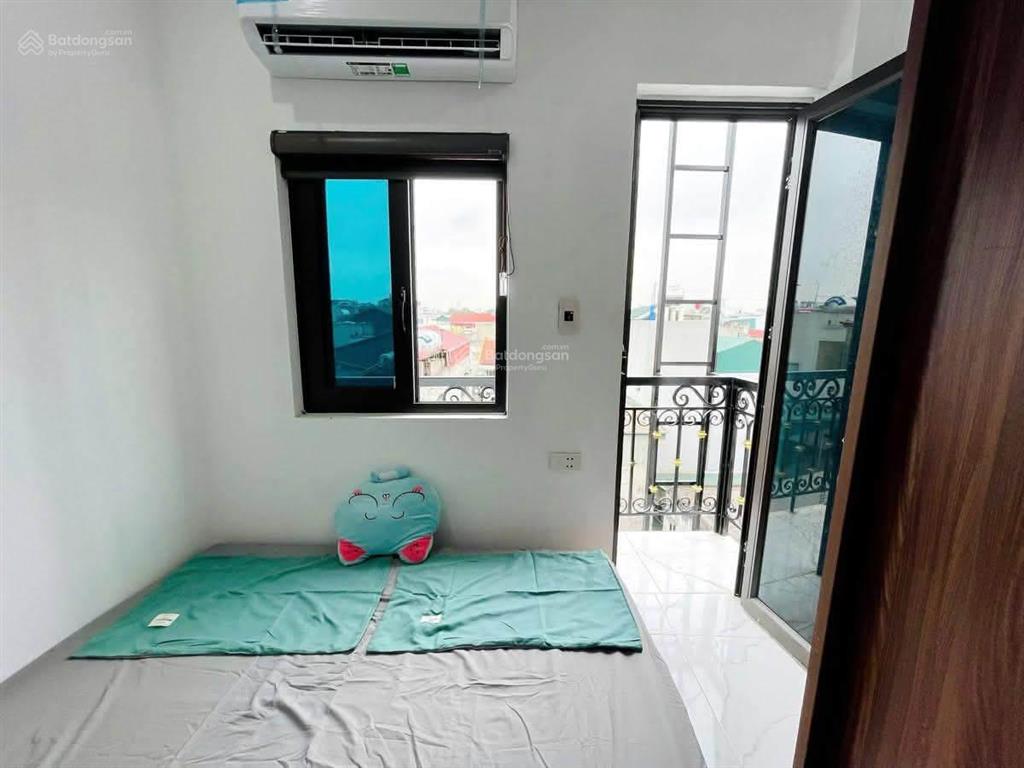 Bán nhanh tòa nhà phú diễn. 60 m2, mặt tiền 5 m, 17 căn hộ, dòng tiền 800tr/ năm. giá nhỉnh 12 tỷ