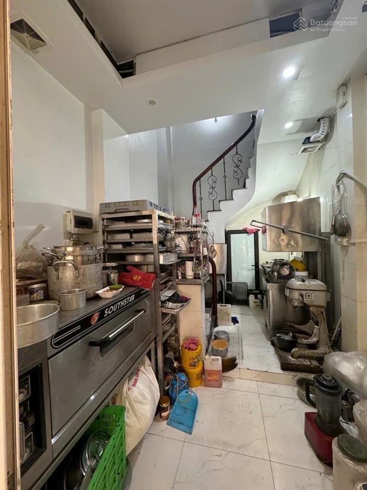 Giảm sốc  nhà mặt phố cổ nhuế  35m  5 tầng  vỉa hè ô tô tránh kinh doanh  7,99 tỷ