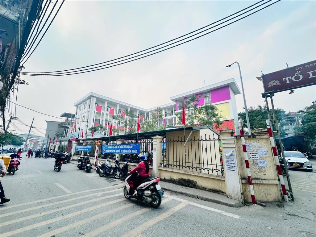 Giảm sốc  nhà mặt phố cổ nhuế  35m  5 tầng  vỉa hè ô tô tránh kinh doanh  7,99 tỷ