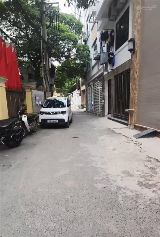 Bán gấp nhà cổ nhuế. 50 m2, 7 t, thang máy, lô góc, ngõ thông, ô tô tránh, kinh doanh. giá 14.x tỷ