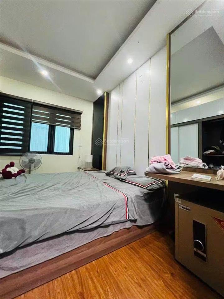 Bán gấp nhà nguyễn đổng chi. 40 m2, 5 tầng, 2 mặt ngõ, 10 m ra mặt phố. giá nhỉnh 10 tỷ