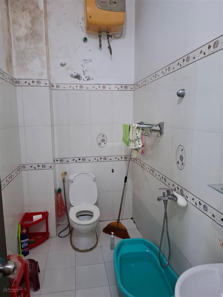 Nhỉnh 11 tỷ sở hữu ngay căn nhà lý tưởng tại thành phố giao lưu. 60 m2, 5 tầng, lô góc. kinh doanh.