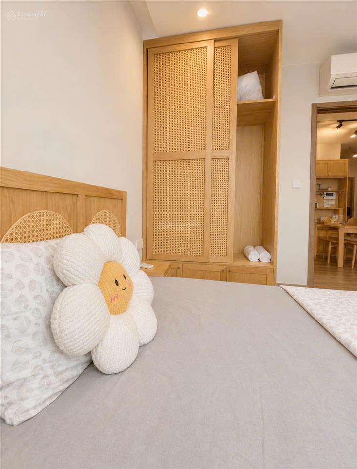 Ecopark  chính chủ cần bán 2pn diện tích 58,5m2 full nội thất, sẵn sổ chỉ 4.3 tỷ,  0976 032 ***
