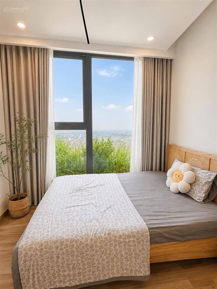 Ecopark  chính chủ cần bán 2pn diện tích 58,5m2 full nội thất, sẵn sổ chỉ 4.3 tỷ,  0976 032 ***