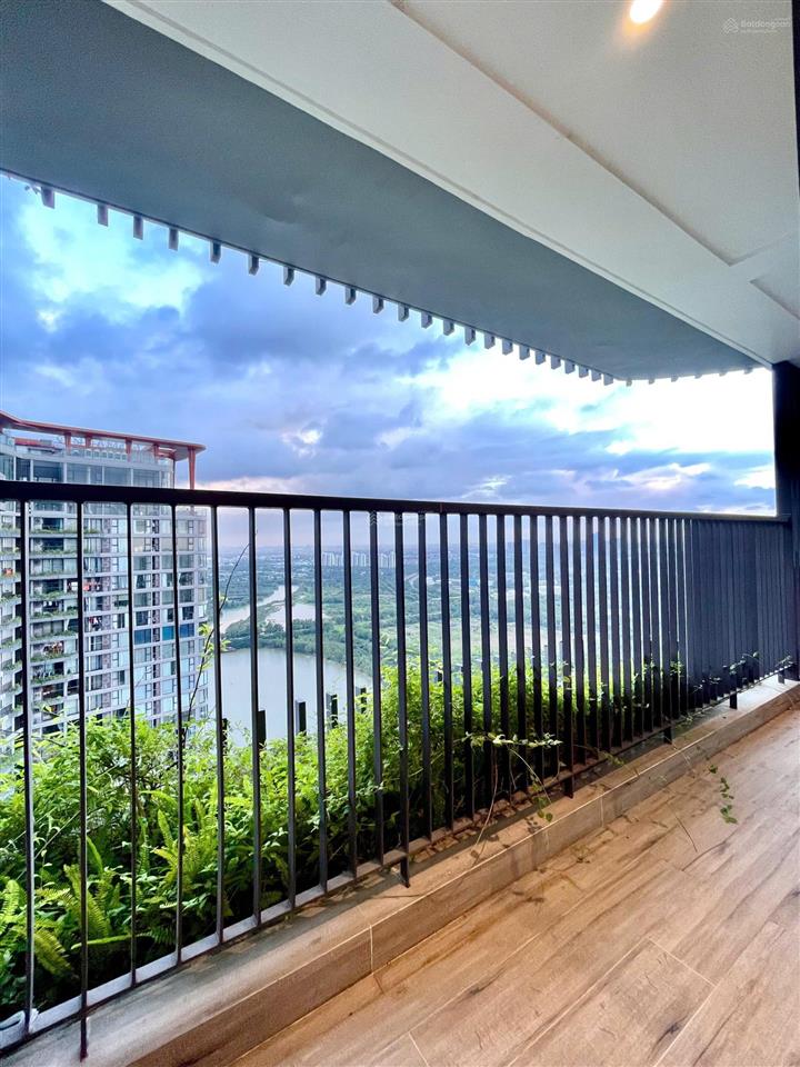 Ecopark  chính chủ bán 2pn diện tích 74m2 full nội thất, view hồ thiên nga cực đẹp  0976 032 ***