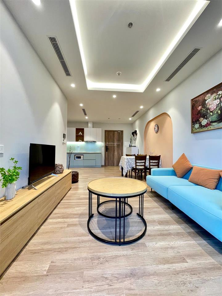 Ecopark  chính chủ bán 2pn diện tích 74m2 full nội thất, view hồ thiên nga cực đẹp  0976 032 ***