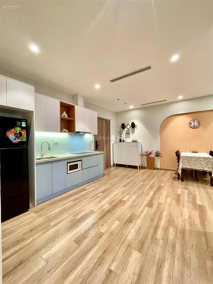 Ecopark  chính chủ bán 2pn diện tích 74m2 full nội thất, view hồ thiên nga cực đẹp  0976 032 ***