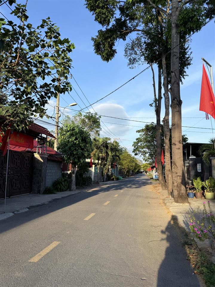Đất đẹp xây trọ, làm xưởng xã phú hòa đông mới 5x49m, full thổ cư liền kề 2 dự án lớn