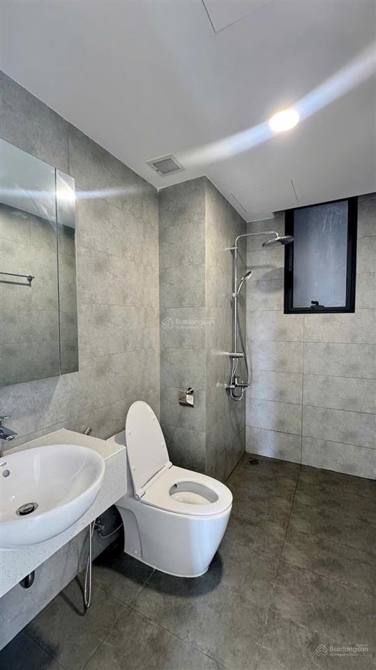 Căn hộ góc view hồ bơi 3pn giá cực tốt, nhận nhà ở ngay   0931 793 ***