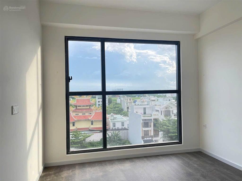 Căn hộ góc view hồ bơi 3pn giá cực tốt, nhận nhà ở ngay   0931 793 ***