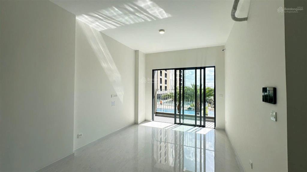 Bộ đôi hoa hậu, căn góc 2pn  balcony dài, tầng cao view sông landmark 81 2pn 2wc