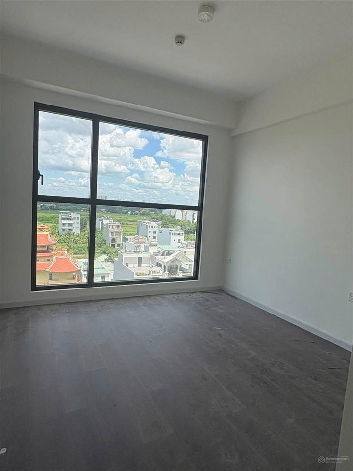 Căn 1pn tầng cao view sông thoáng mát, giá chỉ 5,4 tỷ có vat nhận nhà ngay   0931 793 ***