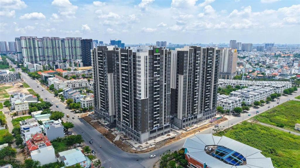Căn 1pn tầng cao view sông thoáng mát, giá chỉ 5,4 tỷ có vat nhận nhà ngay   0931 793 ***