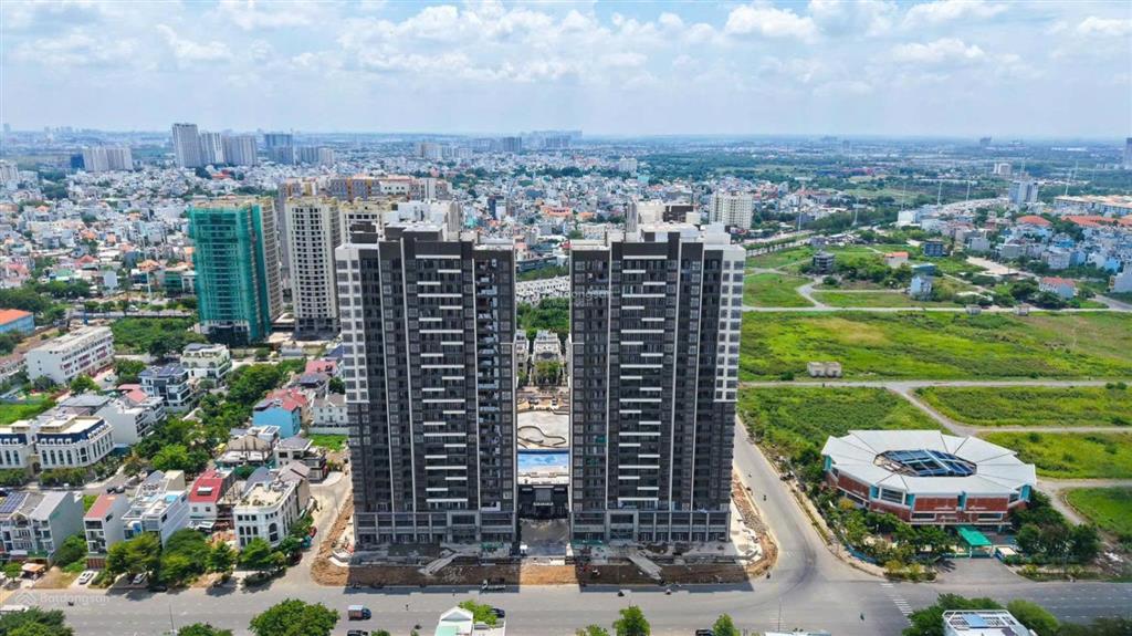 Căn 1pn tầng cao view sông thoáng mát, giá chỉ 5,4 tỷ có vat nhận nhà ngay   0931 793 ***