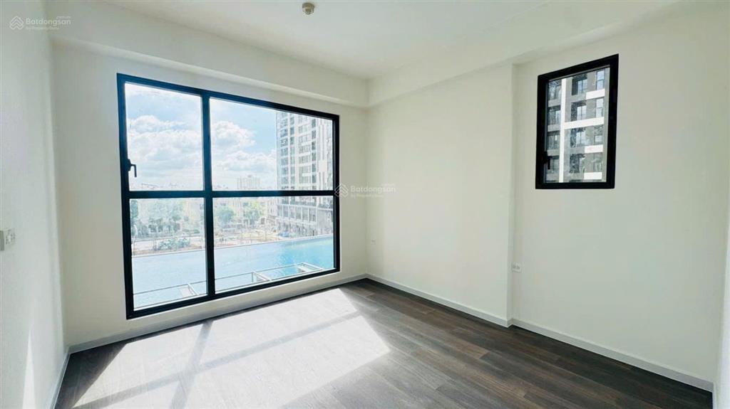 Bán căn góc 2pn giá 6,2 tỷ bao thuế phí