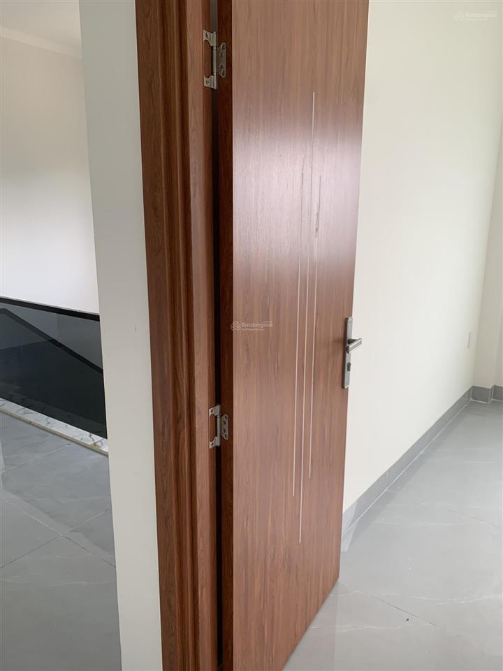 Bán nhà sẵn sổ hồng tại mỹ hạnh (đức hòa cũ), giá 2.4 tỷ full nội thất   0931 793 ***