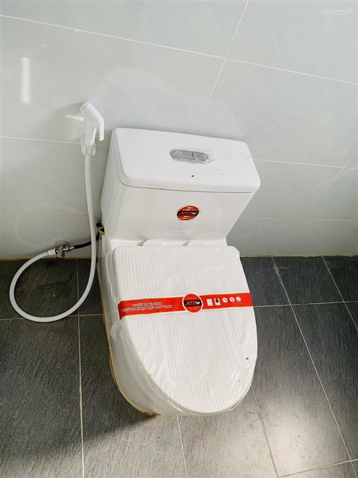 Bán nhà sẵn sổ hồng tại mỹ hạnh (đức hòa cũ), giá 2.4 tỷ full nội thất   0931 793 ***