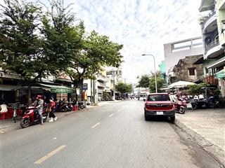 Bán gấp căn nhà đẹp 3 tầng  mặt tiền văn thân, trung tâm quận 6  155m2, 5,4 x 35m  giá 22,3 tỷ