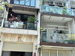Nhà trung quận 11  chủ đi nước ngoài bán gấp  mặt tiền đường thái phiên  full nội thất.
