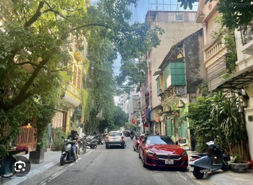 Chính chủ bán nhà | mặt phố phù đổng thiên vương | cực hiếm | 64m2 | mt khoảng 4m | giá 63tỷ sđcc