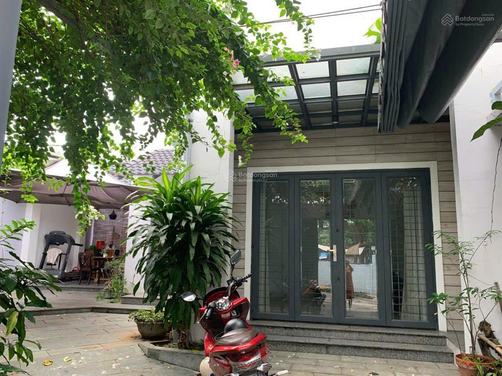 Chính chủ bán biệt thự mini ngay trung tâm p.linh đông ,sân vườn thoáng mát