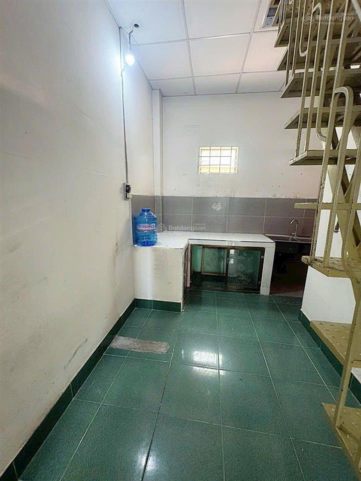 Nhà sổ hồng, 53m, giá 3 tỷ 5, hiếm, ngay đường số 8 linh xuân