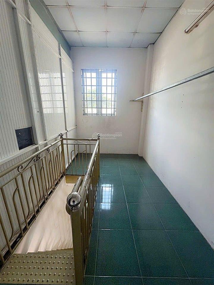 Nhà sổ hồng, 53m, giá 3 tỷ 5, hiếm, ngay đường số 8 linh xuân