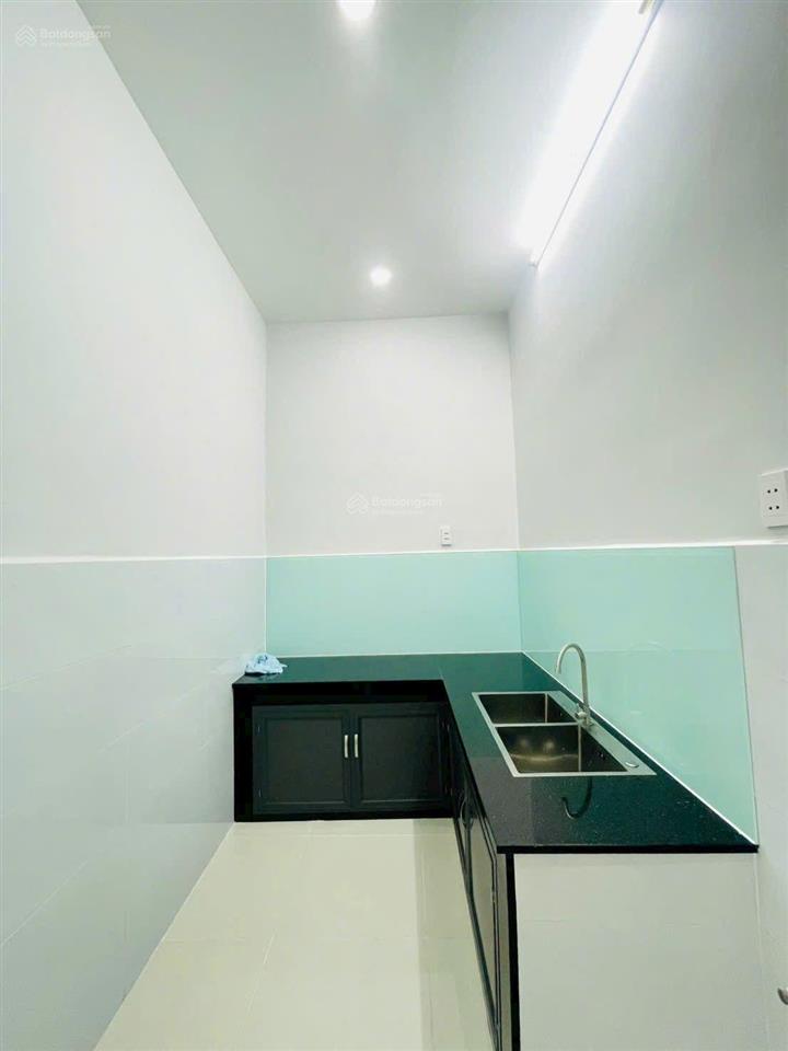 Bán nhà ngay trung tâm p. thủ đức, sát đường lớn, giá nhỉnh 5 tỷ