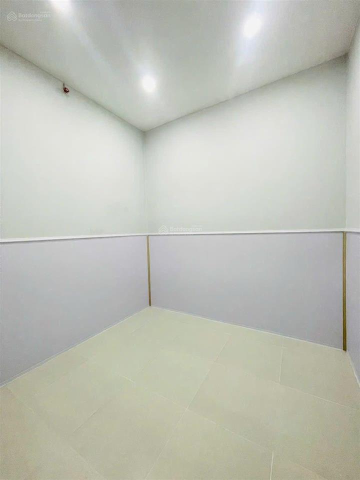 Bán nhà ngay trung tâm p. thủ đức, sát đường lớn, giá nhỉnh 5 tỷ