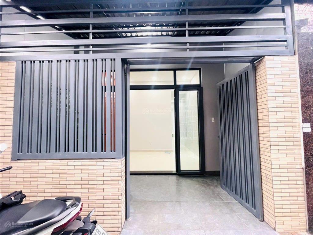 Bán nhà ngay trung tâm p. thủ đức, sát đường lớn, giá nhỉnh 5 tỷ