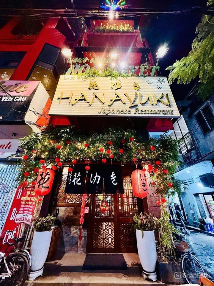 Bán nhà siêu vị trí mt ngay big c tô hiến thành quận 10  (4,3x20m)  4 tầng  hđt 130tr/th  38 tỷ