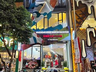 Bán nhà siêu vị trí mặt tiền ngay vòng xoay phù đổng  quận 1  (4x15m)  4 tầng  giá 39 tỷ