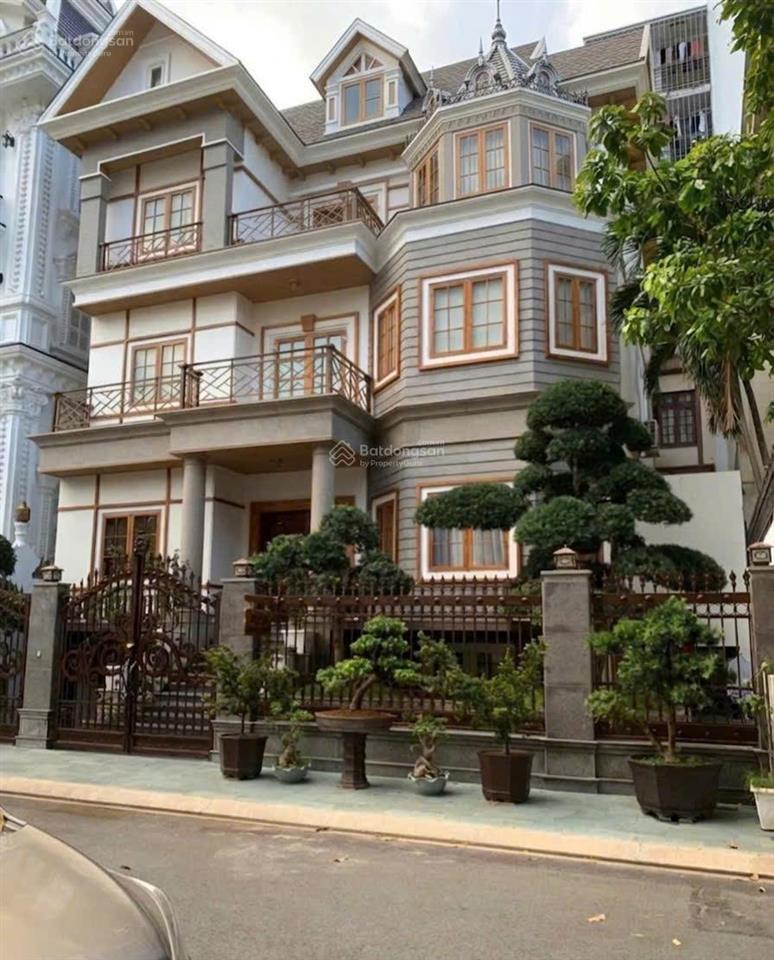 Bán siêu phẩm biệt thự đường hoa  phú nhuận  (8x16m)  5 tầng  giá 45 tỷ