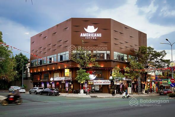 Bán siêu phẩm vị trí đẹp góc 3 mặt tiền quận 2  (28x20m)  hầm, 4 tầng  hđt 500tr/th  giá 120tỷ