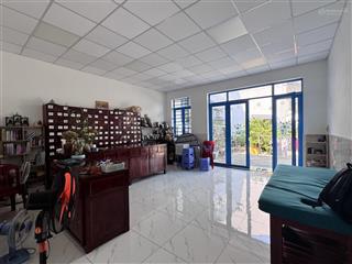 Ngộp bank  cần bán  232m2  full thổ cư  hẻm thông  xe hơi đổ cửa  trung tâm chợ linh xuân  c