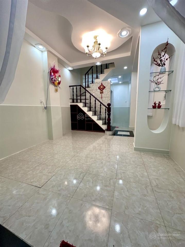 Căn góc  3 tầng btct  ở ngay  dương bá trạc p2 quận 8  gần hxh  gần mặt tiền  5.6 tỷ