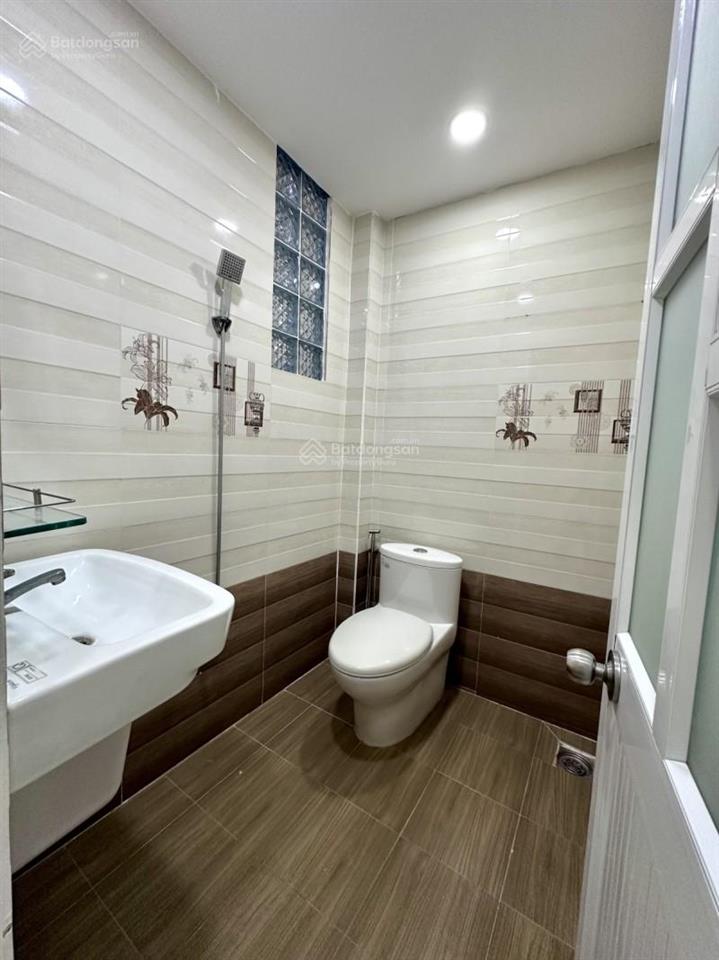 Căn góc  3 tầng btct  ở ngay  dương bá trạc p2 quận 8  gần hxh  gần mặt tiền  5.6 tỷ